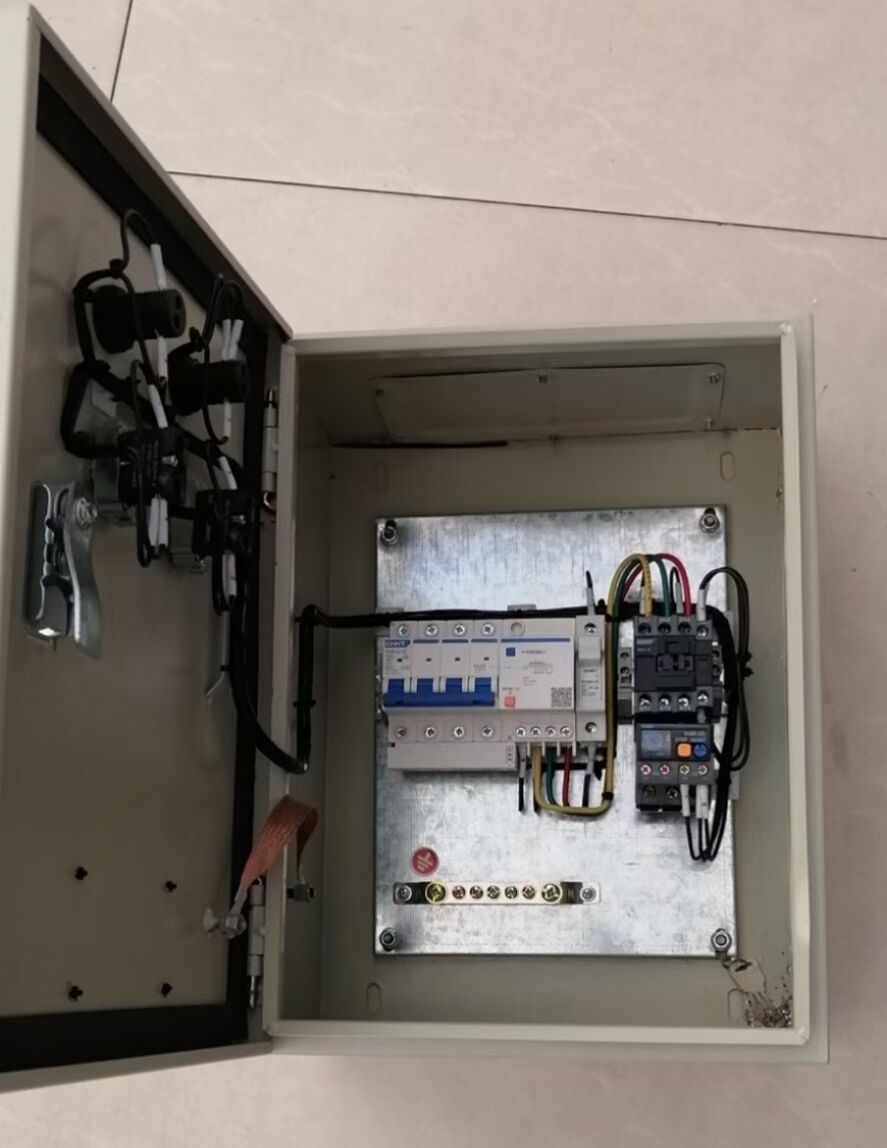 25D06C18333143C6119859CA198D2F