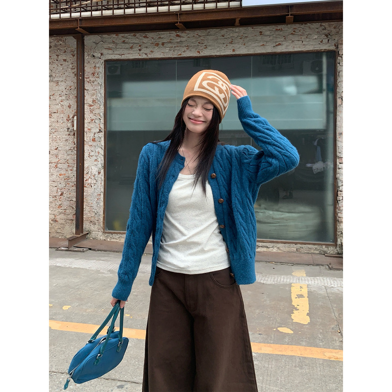 宋正恩绿色针织开衫毛衣外套女秋季新款毛衫外搭高级感韩系小上衣|undefined