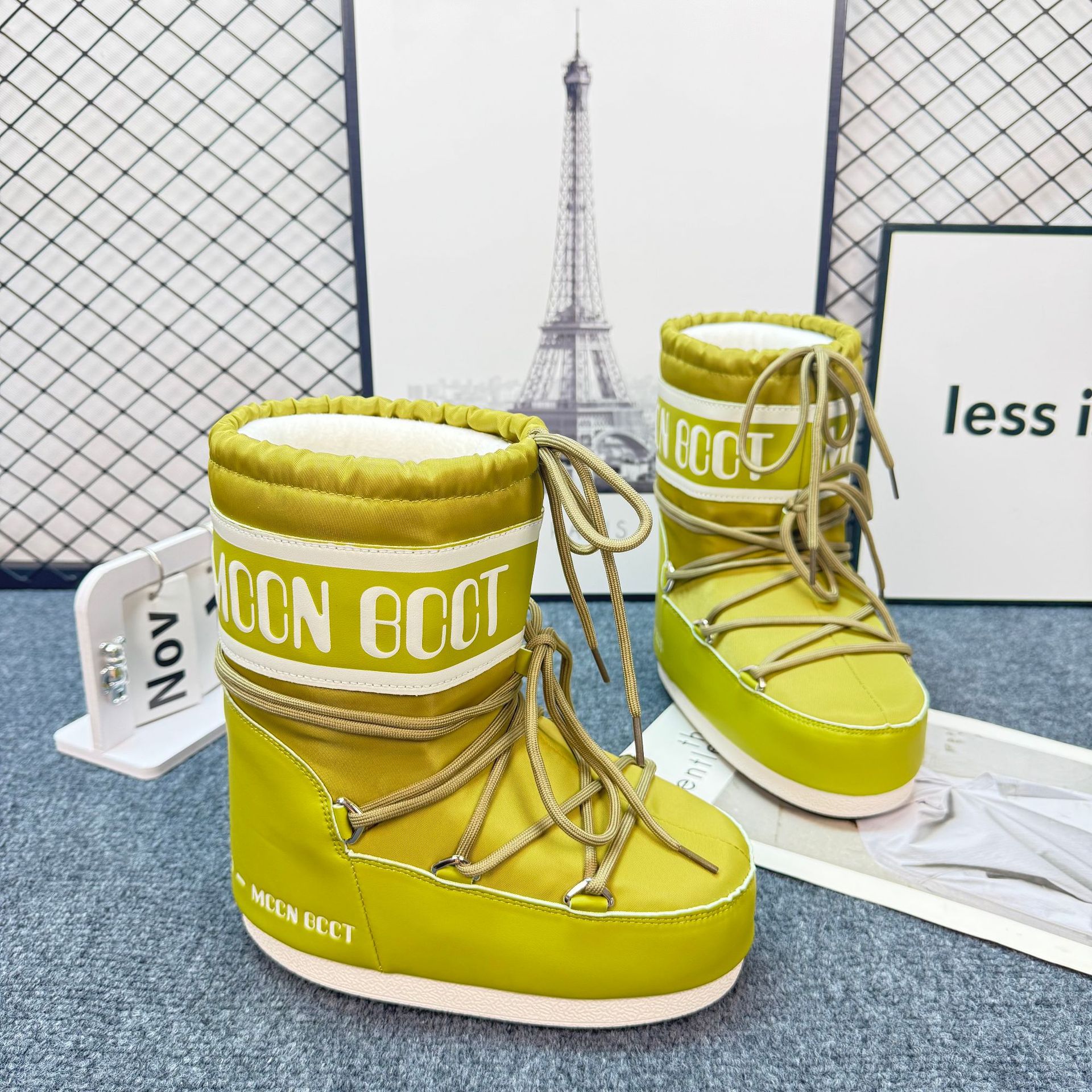 2024新型高秋冬月亮靴女性滑り止め保温雪地靴潮靴痞幼同型靴中筒ストラップ