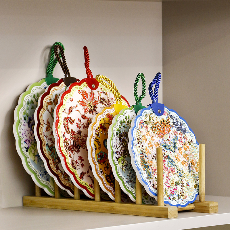 OMK 크리 에이 티브 라이트 럭셔리 핫 스탬핑 세라믹 절연 매트 코르크 바닥 미끄럼 방지 Anti-scalding 6inch 냄비 매트 도매 홈 장식