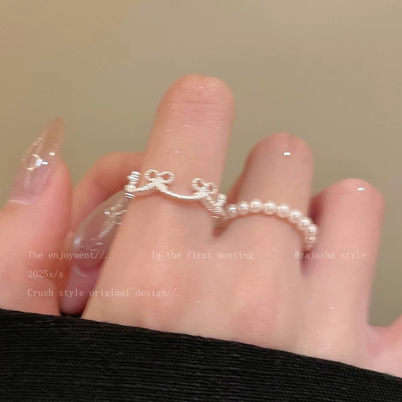 Graceful Pearl Bow Crown Ring For Women Vintage Style Statement_voghion.com