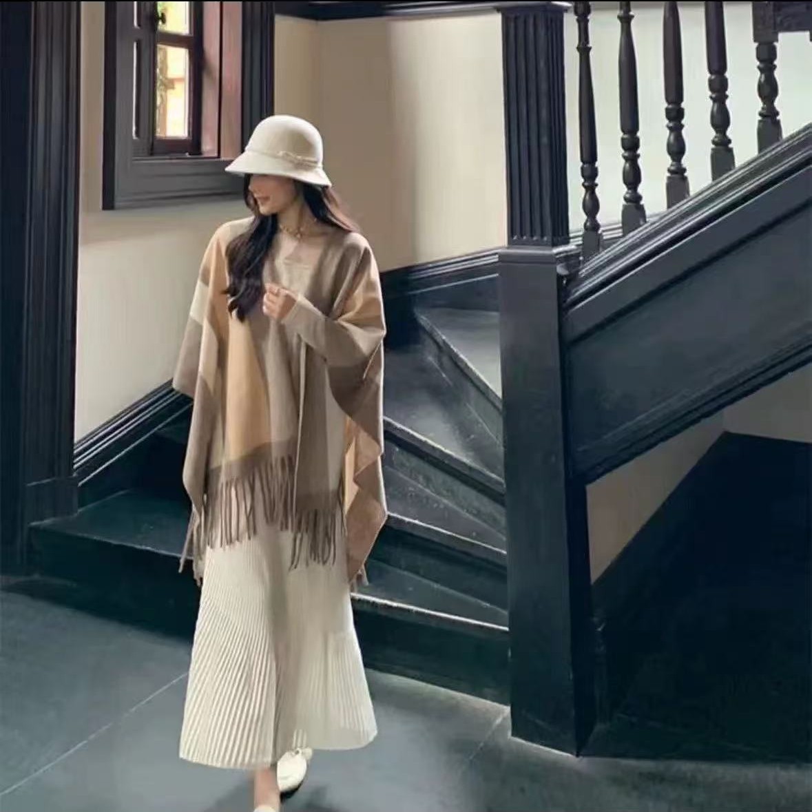 2025 nuevo tipo de sala de aire acondicionado mantel de mujer con primavera y otoño de alta calidad Yunnan turismo con lana de punto capa