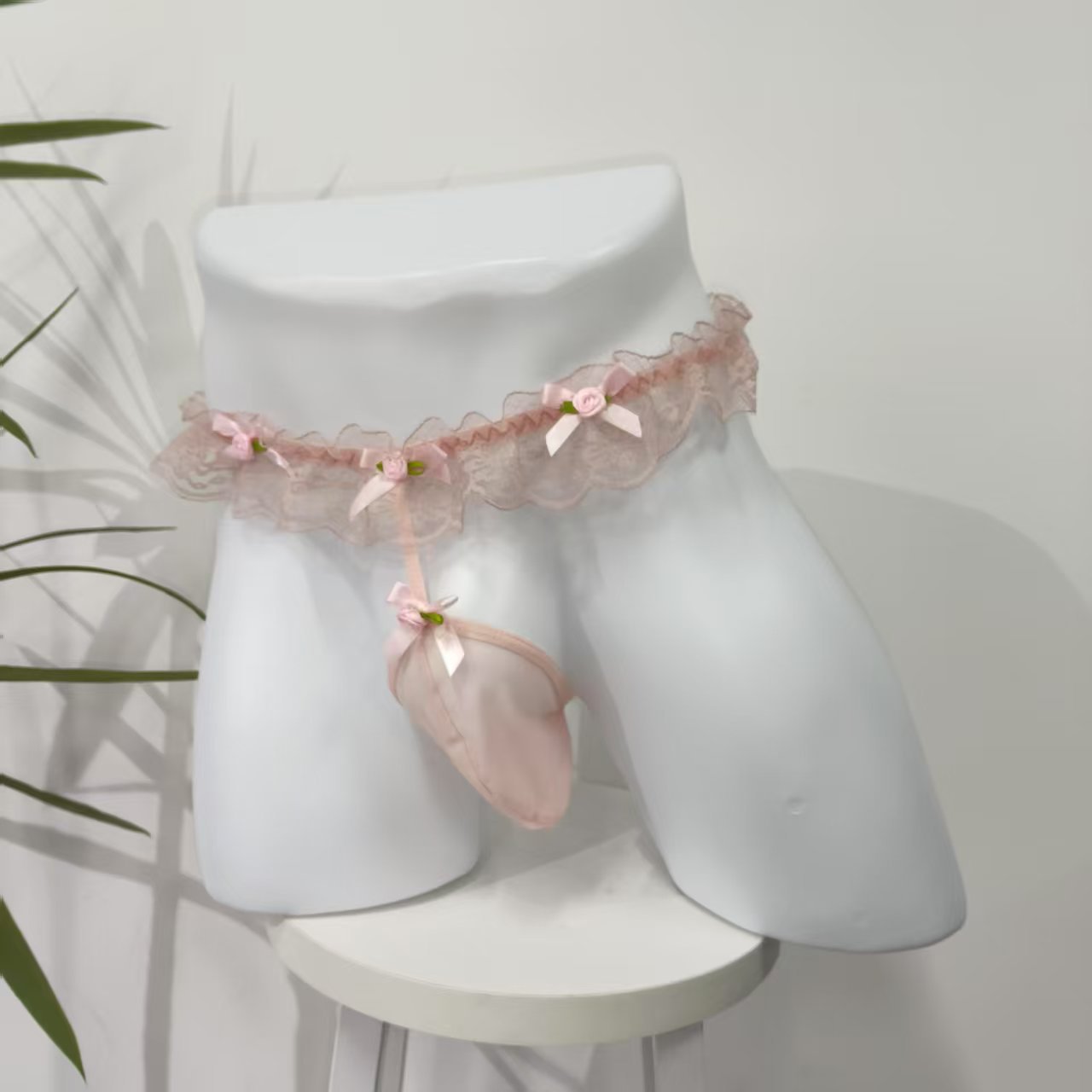 New Men's Thong Pink Lace Trim Flirting Transparent Sexy Underwear T-string Wholesale Dropshipping_voghion.com