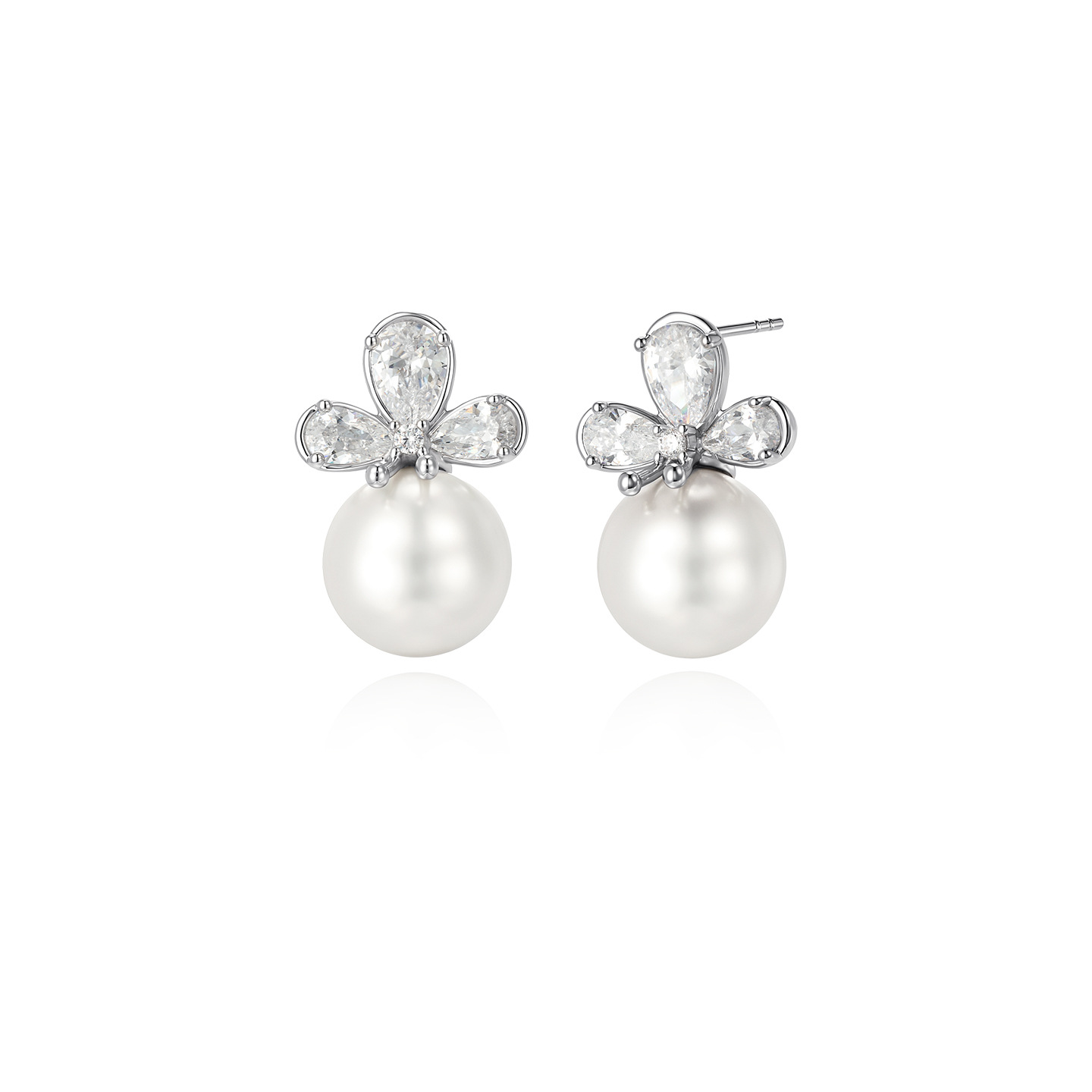 Xuping moda dulce estilo japonés y coreano imitación de perlas orejas de aleación de cobre chapado blanco ligero lujoso temperamento elegante pendientes al por mayor