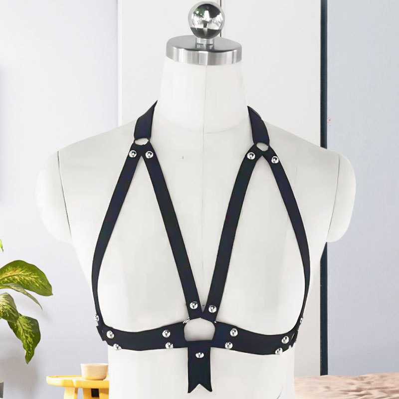 Cross border halter Hollow rivet Bandage Underwear interest Wire harness Bras