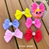 Button bow (glue dots)