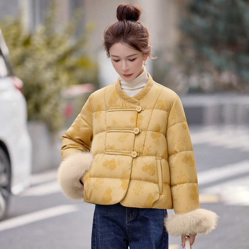 2026 Winter New Style Chinese Jacquard Goose down Jacket for Women, Short Style for Petite Figures, with Fox Cuffs, Warm Coat H258