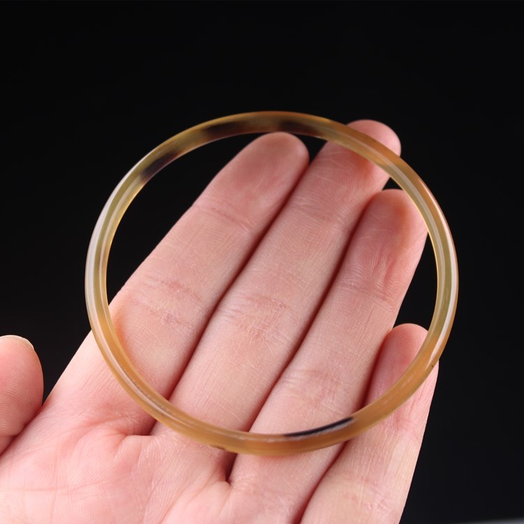 メーカー卸売ヤクの角の女の子の小さなブレスレット無地のカラーと血の絹の角の角のブレスレット薄いブレスレット|undefined