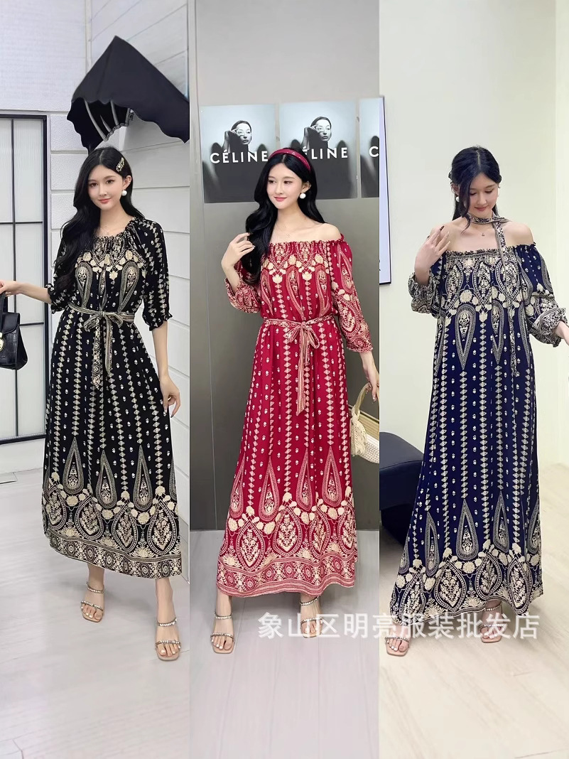 Summer ethnic dress with a round collar