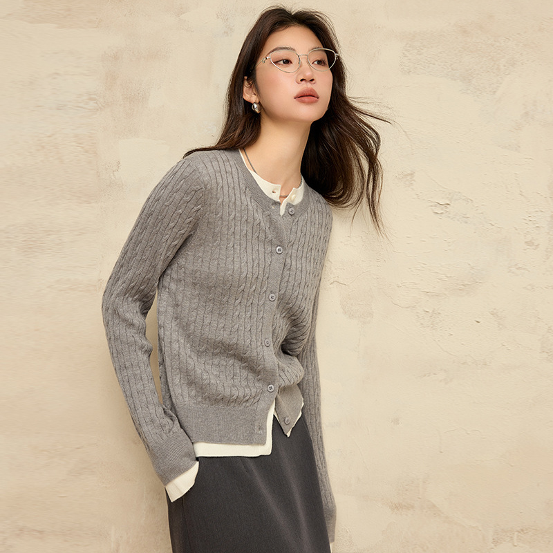 High-End Faux Two-Piece Wool Sweater Coat for Women, Spring Top, New 26-Style Women's Color-Block Cable Knit Cardigan