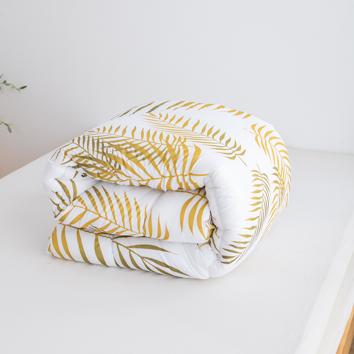 跨境专供亚马逊 外贸家纺床上用品被子胖被冬被wish化纤磨毛印花