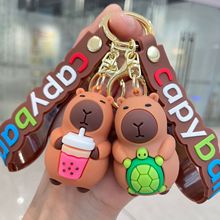 可爱卡皮巴拉钥匙扣挂件包包挂饰网红水豚鼠公仔钥匙链抓娃娃批发