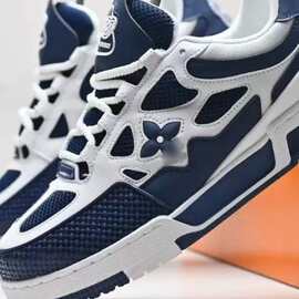 V鞋外贸欧洲站男女面包鞋增高厚底老爹时尚百搭运动鞋情侣款板鞋