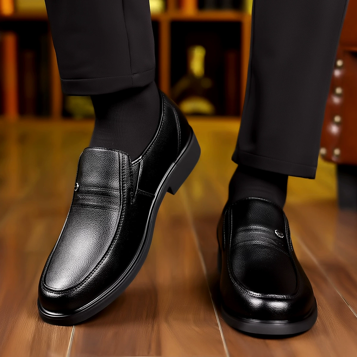 Новые удобные и дышащие деловые кожаные туфли для мужчин, туфли без шнуровки для повседневной работы, повседневная и универсальная кожаная обувь.
