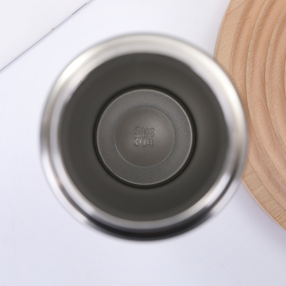 Europa y los Estados Unidos transfronterizos vacío acero inoxidable hervidor espacial de gran capacidad portátil al aire libre hervidor de agua de montaña hervidor de aislamiento