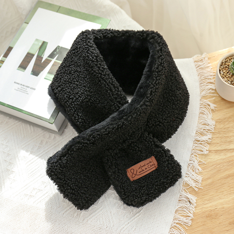 Otoño y invierno de imitación de lana de cordero cruzada turbina de moda femenina coreana de doble cara cálida bufandas de lana de cordero collar