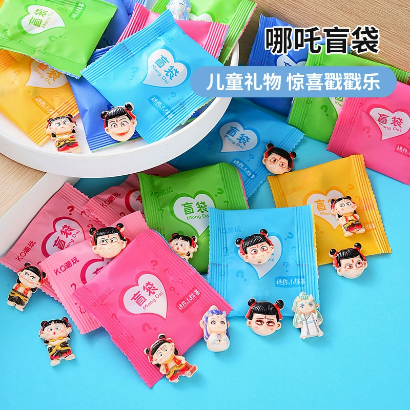 Персонализированные и креативные миниатюрные модели игрушек Nezha в слепых пакетах, искусственный персонаж Ao Bing, ювелирные украшения из смолы, оптовая продажа от производителя