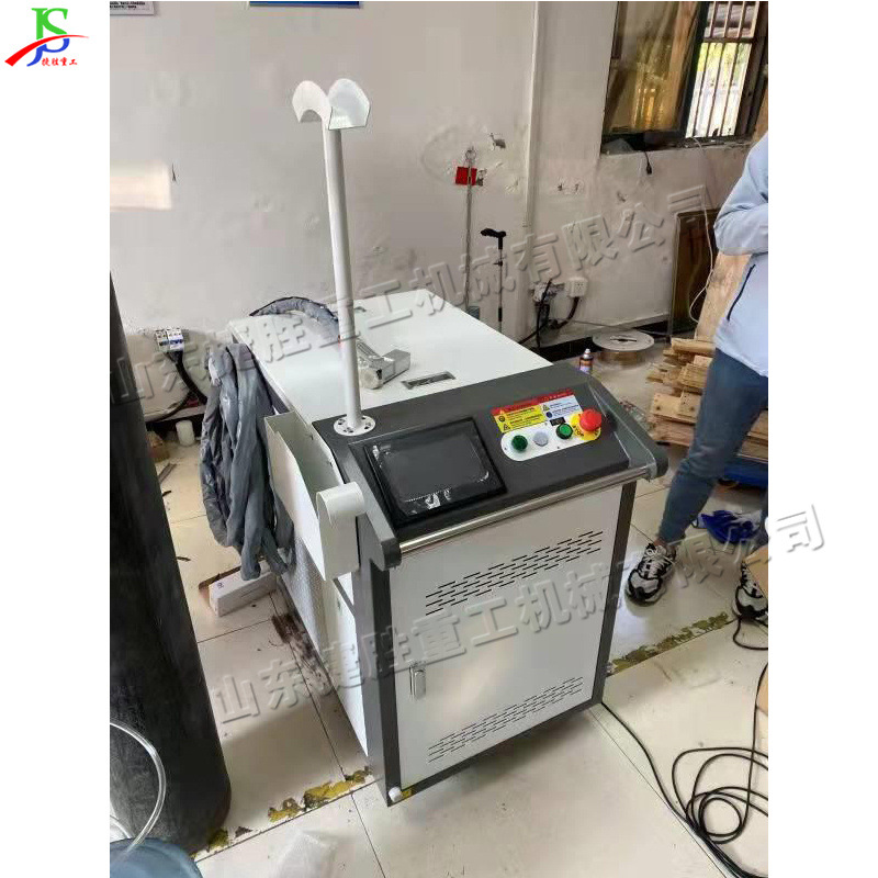 Máquina derusting láser de superficie de acero inoxidable equipo derusting de fabricación de barcos máquina de limpieza de pre-soldadura y post-soldadura