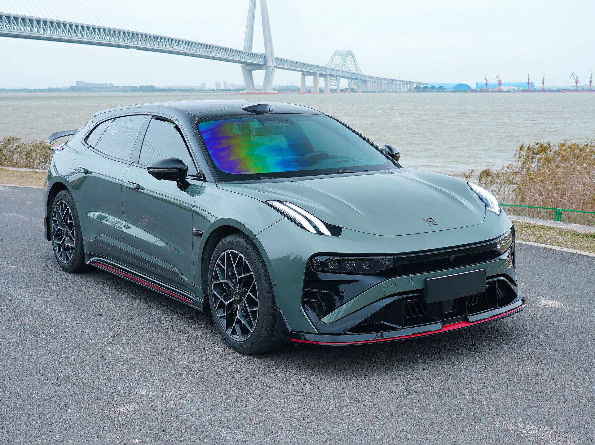 Suitable for 21-26 model Zeekr 001 DC model wide-body modification front spoiler, side skirts, rear lip, and sporty rear wing kit