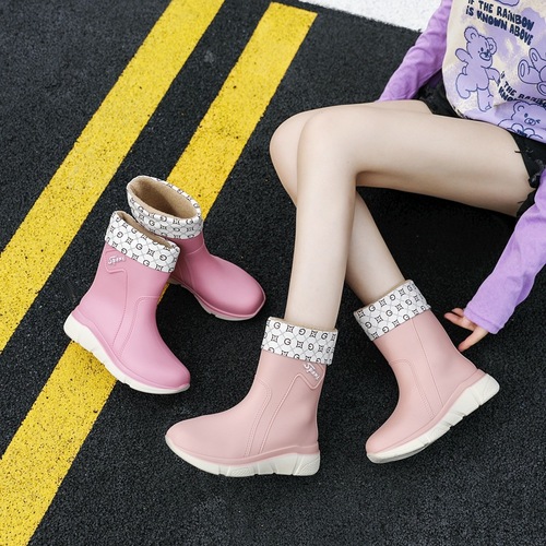 Cross-border fashionable rain boots for women, mid-calf rain boots, thick-soled non-slip outer rubber shoes, waterproof outdoor fishing car wash water shoes for women