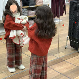 韩版童装2025新款冬季女童套装圣诞新年菱形格针织毛衣+红格长裤