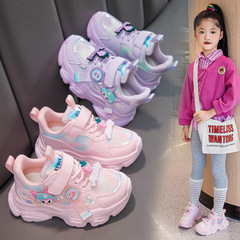 子供の運動靴の新型の2025春と秋の快適な双網の中で大きい子供のファッションのカジュアルな靴の女の子の学生の子供の靴