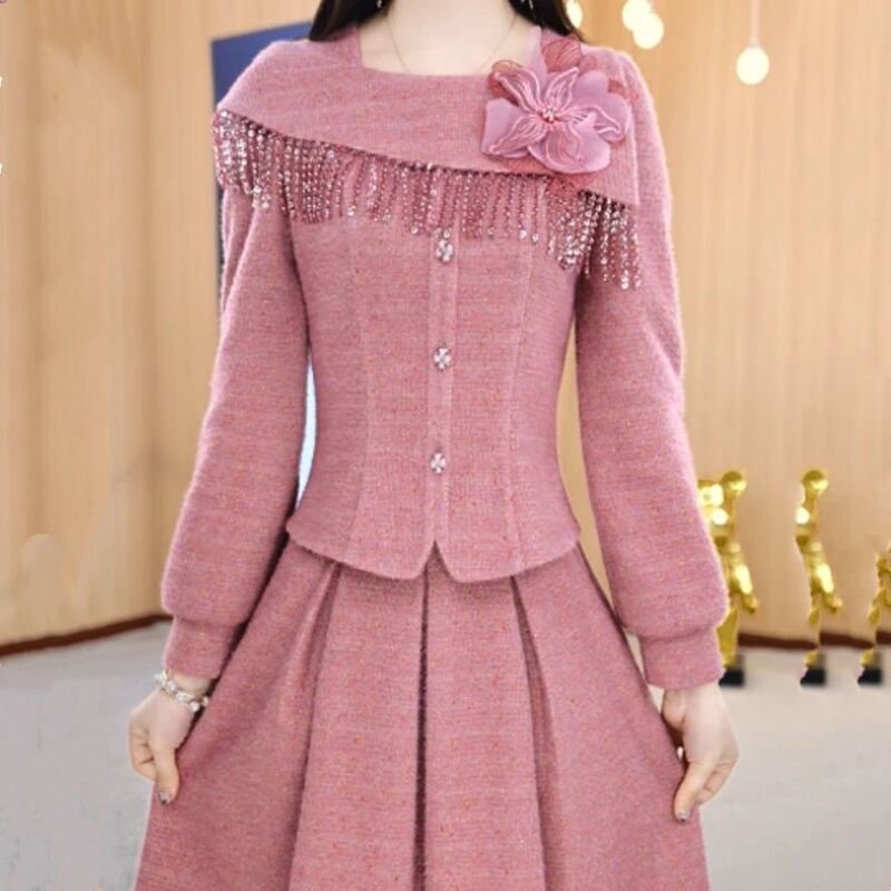シングル/セット Xiaoxiangfeng ファッション春と秋の新しいスタイルのスリムで肉感のあるトップとハーフスカートの 2 点セット|undefined
