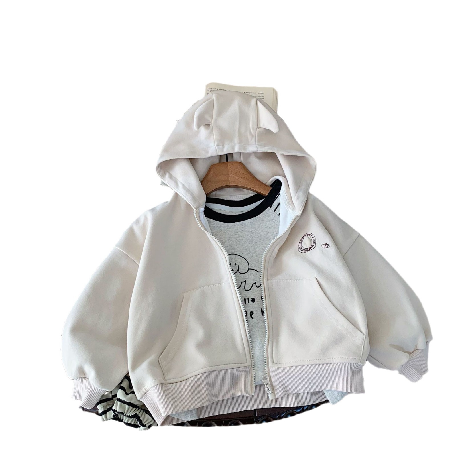 아동 코트 BANGCHENG 2024 가을 새 소년 자수 후드 가디건 코트 한국 부드럽고 밀랍 트렌드 G0352