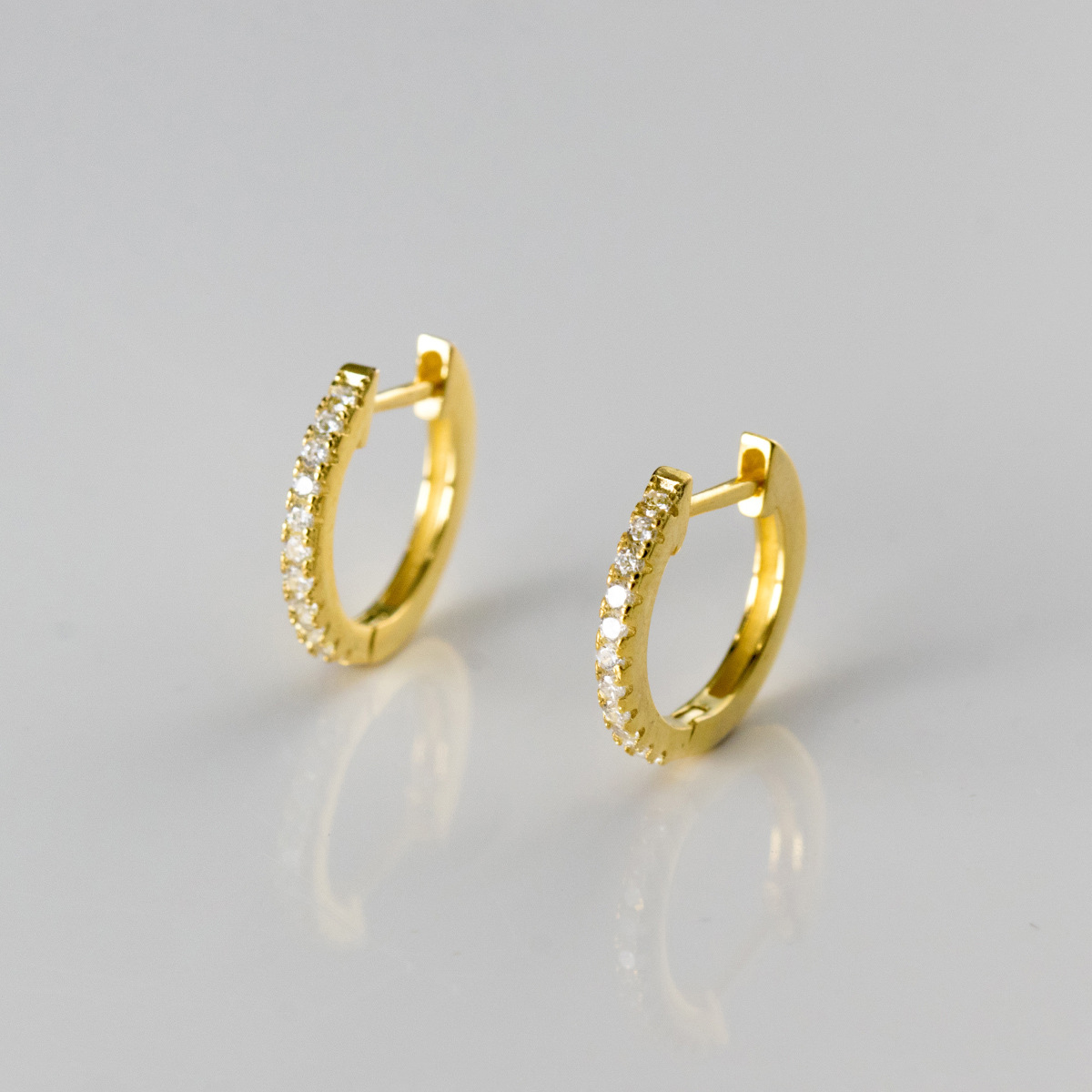 Eloch s925 plata temperamento de moda perforación de orejas de estilo femenino estilo minimalista de verano joyas de orejas en forma de C G9420