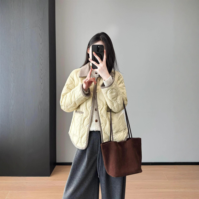Corduroy Lapel ~ Quilted Design Short Lightweight Warm 90 Duck down Jacket for Women 25 Autumn and Winter G110122 Corduroy Lapel ~ Quilted Design Short Lightweight Warm 90 Duck down Jacket for Women 25 Autumn and Winter G110122
