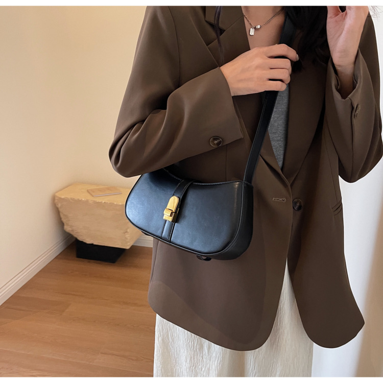 Borsa sotto le ascelle strutturata moda urbana semplice 2023 Borsa a tracolla borsa a tracolla da donna versatile autunno nuovo temperamento_voghion.com