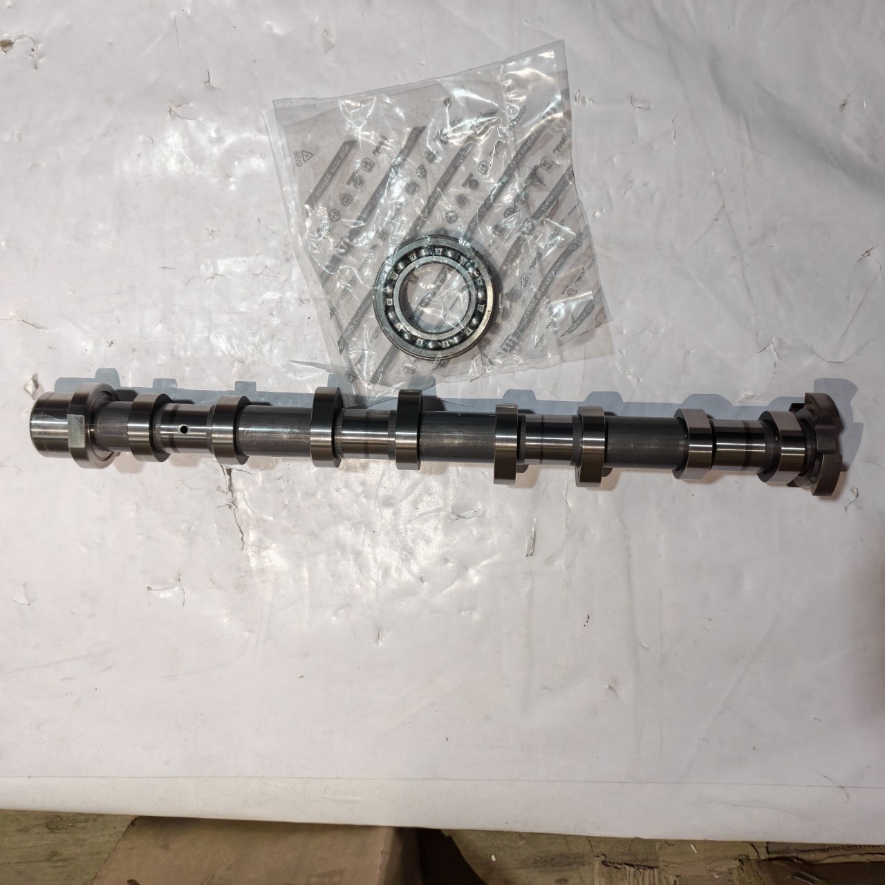 Camshaft Eccentric Shaft Compatible with New Wrangler Grand Commander Cherokee 2.0 68467437A
