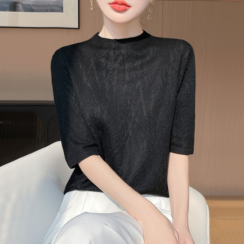 검은색