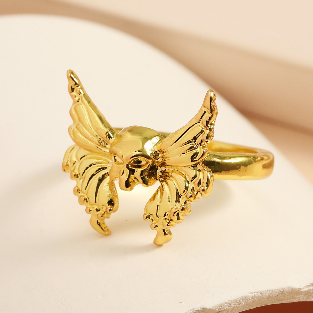 Cross-border New Halloween Skull Ring Retro Personality Butterfly Wings Ring Finger Ring Jewelry Wholesale display picture 5