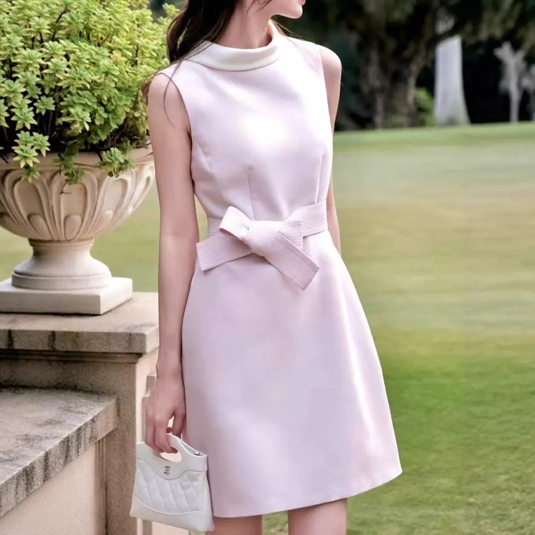 系带蝴蝶结赫本裙女夏明星同款甜美粉色背心裙撞色圆领无袖连衣裙