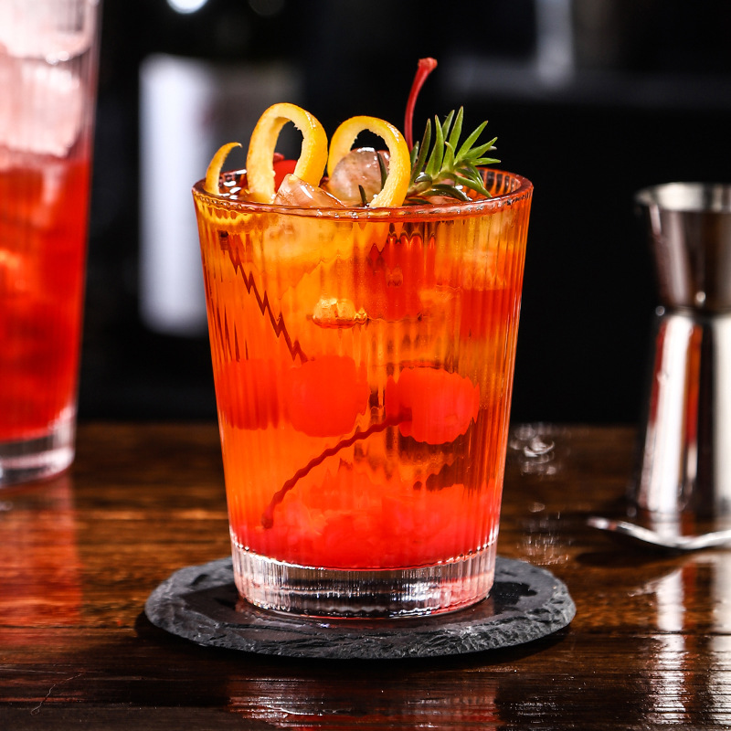 INS estilo rayas verticales simples taza de paja con tapa taza de agua de alto aspecto taza de café de leche taza de bebida taza de café de hielo