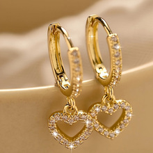 H 44134 Zircon maple leaf earrings �ʯ��ҶС�ڶ����羳