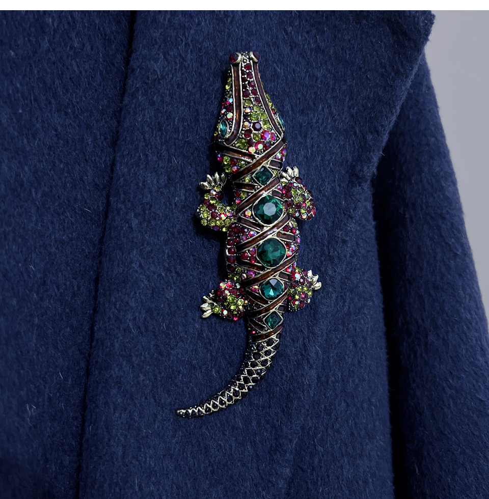 66g Weight Artificial Gemstones Inlay Material Brooches Classification Holiday Occasion Alloy Material Animal Pattern Unisex Gender Diamond Design Fashion Style Fashion Pin Animal Alloy Diamond Artificial Gemstones Unisex Brooches 6