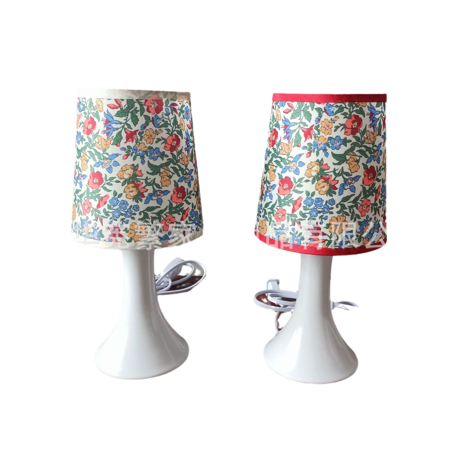 Luz de cabezal de cama dormitorio cálido romántico simple flor de estilo japonés estudio en línea ins decoración de dormitorio de niña lámpara de escritorio