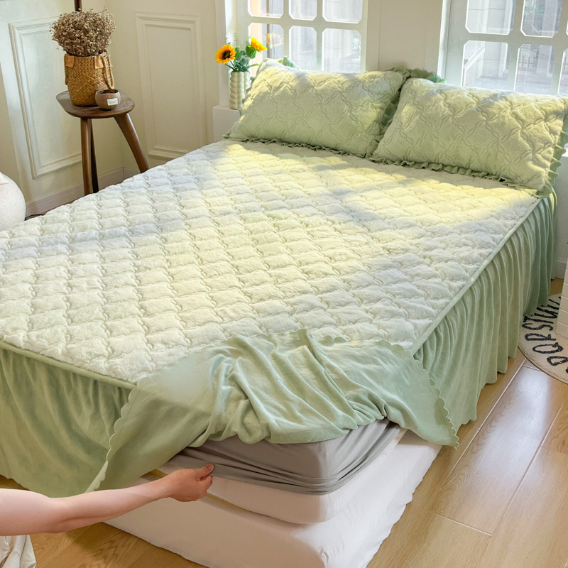 2024 nueva ropa de cama acolchada de lana de conejo estilo falda de cama