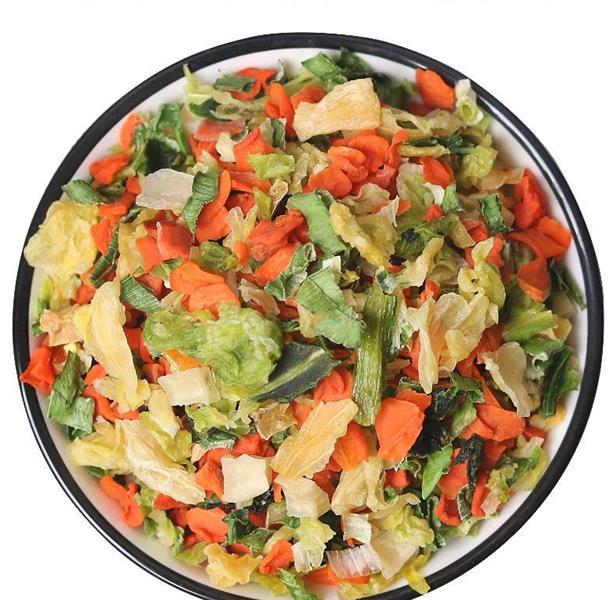 Mixed Dried Vegetable Flakes 3x3mm Dehydrated Vegetable Bits 50g Jar for Cooking and Small Animal Feed key features