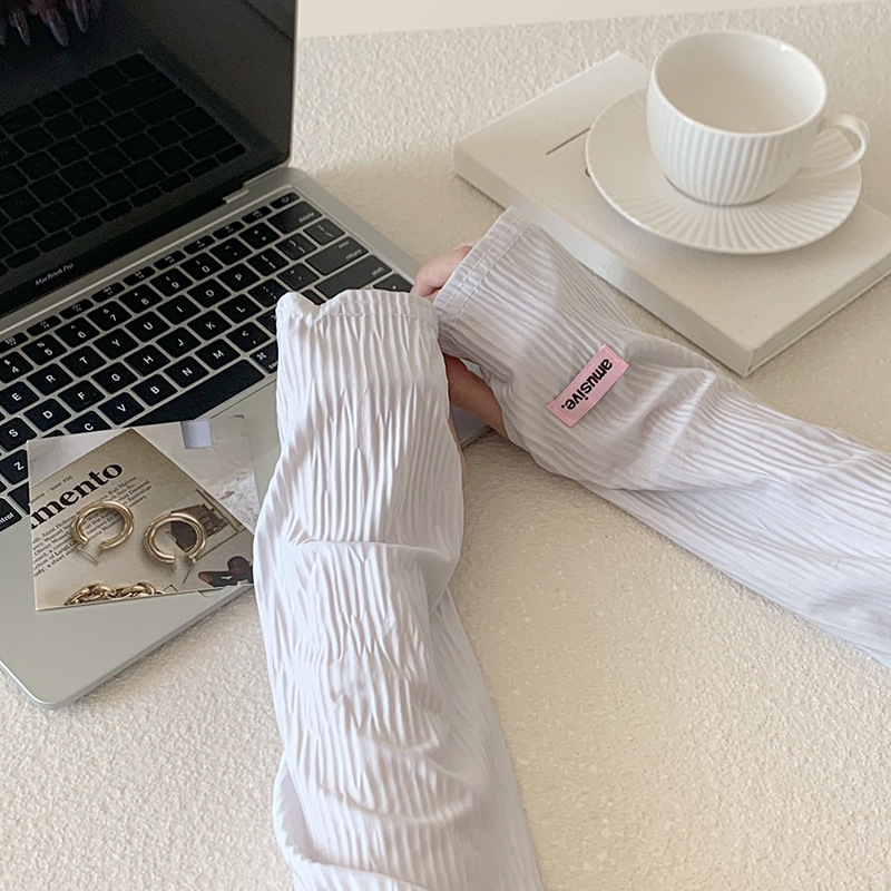 Funda de manga de hielo suelta y transpirable verano nuevo estilo arrugado todo fósforo color sólido parasol al aire libre protección UV funda de manga de brazo