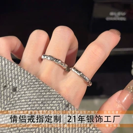 项链;耳钉;手链