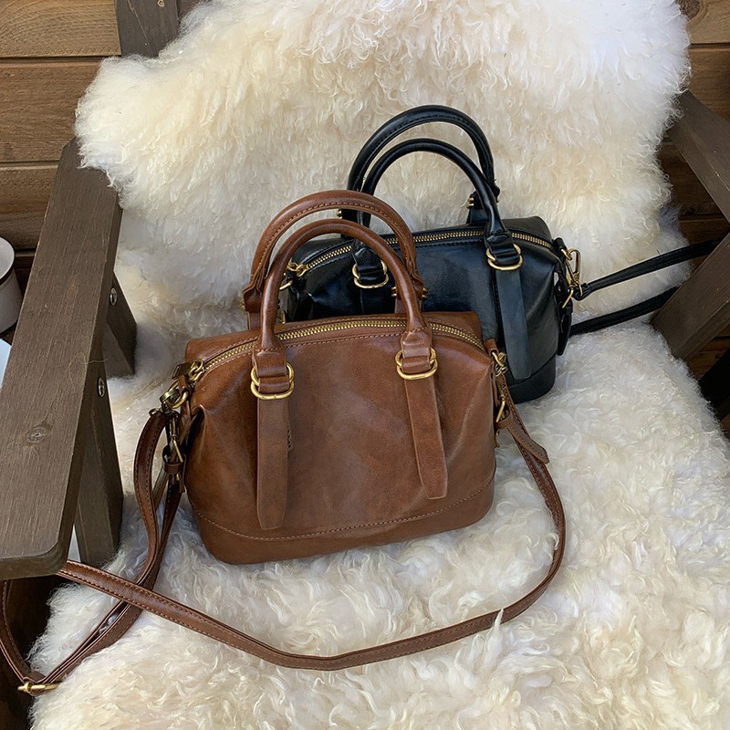 Vintage Niche Handheld Bowling Bag For Women Autumn 2026 New Trendy Korean Commuter Multifunctional Crossbody Bag - Thumbnail 2