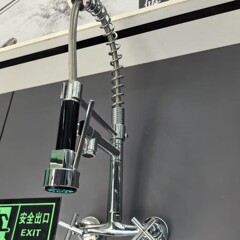 キッチン引き出し式温水冷水蛇口、シンク洗い桶、アメリカ式スプリング万方向回転吐水口、食器洗いシンク蛇口
