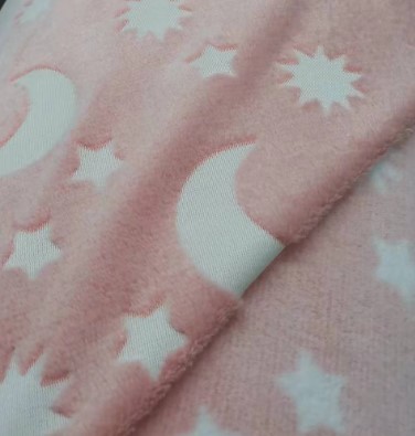 빛나는 핑크 달