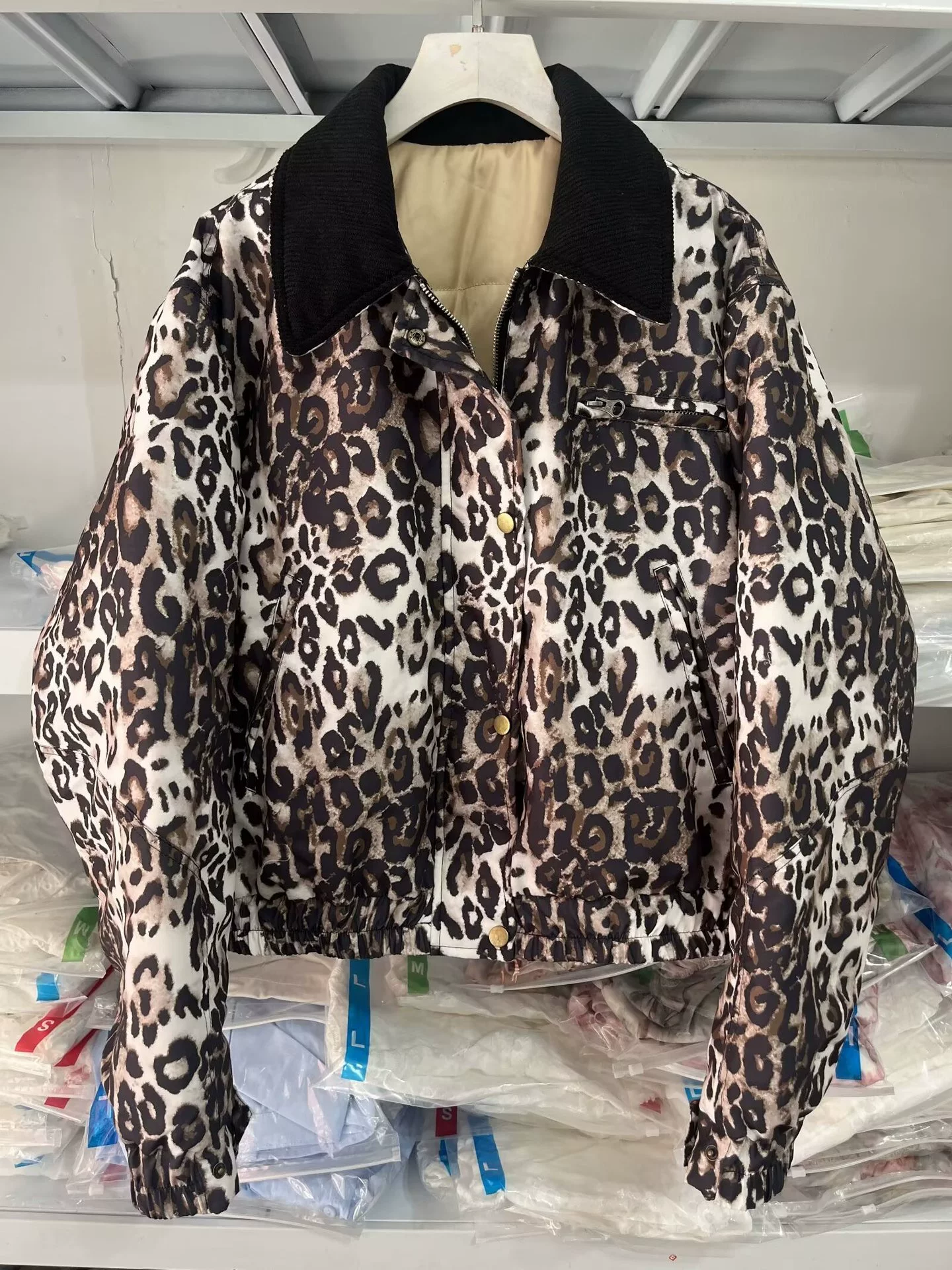 Демисезонная утепляющая куртка, кроп bomber европейский стиль, размеры XS–L