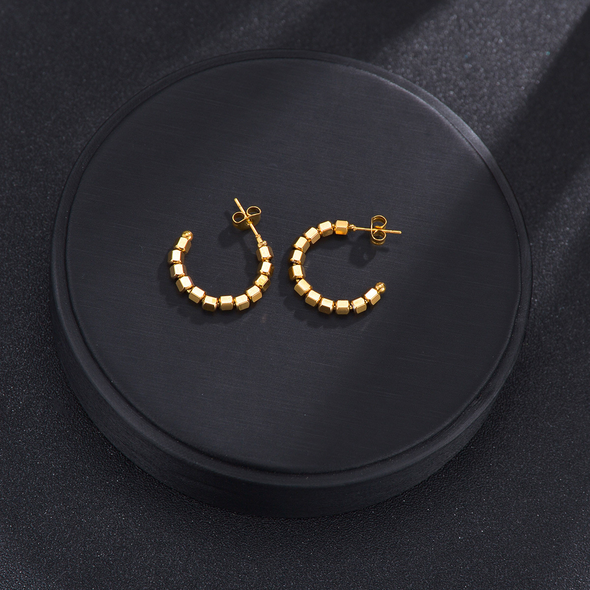 Fashion Geometric Stainless Steel Earrings Plating Stainless Steel Earrings display picture 2