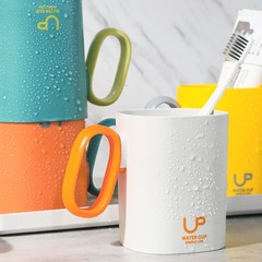 Creative couple plastic mouthwash cup student plastic children's toothbrushing cup with handle large capacity toothbrush cup