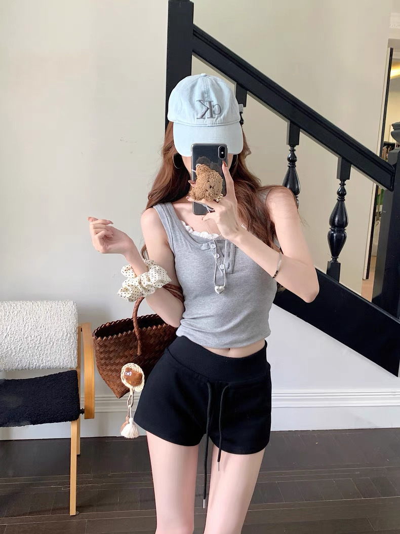 검은색
